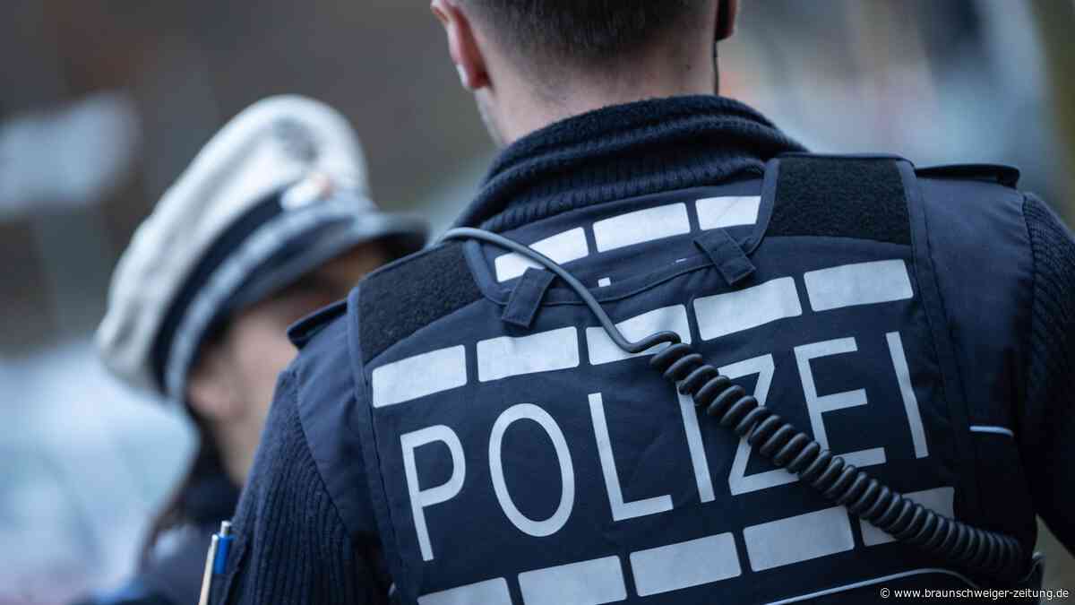 Razzia in Region Hannover: Kriminelle sollen Postagenturen betrieben haben