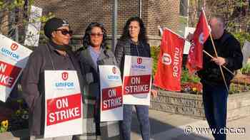 Hundreds strike at Nestle chocolate plant in Toronto: Unifor