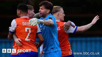 Braintree beat Worthing to return to National League