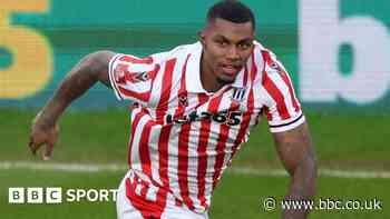 Forwards Wesley and Campbell to leave Stoke