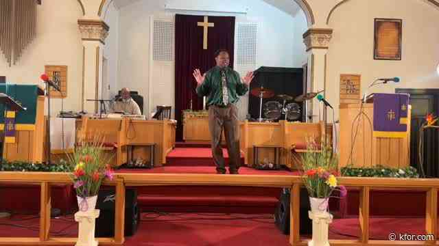 Gunman attempts to shoot Pennsylvania pastor mid-sermon, video shows