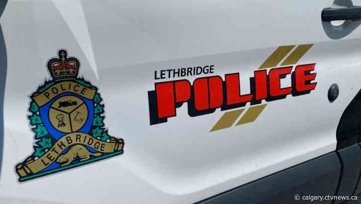 Lethbridge police seek suspects in 'street robbery'