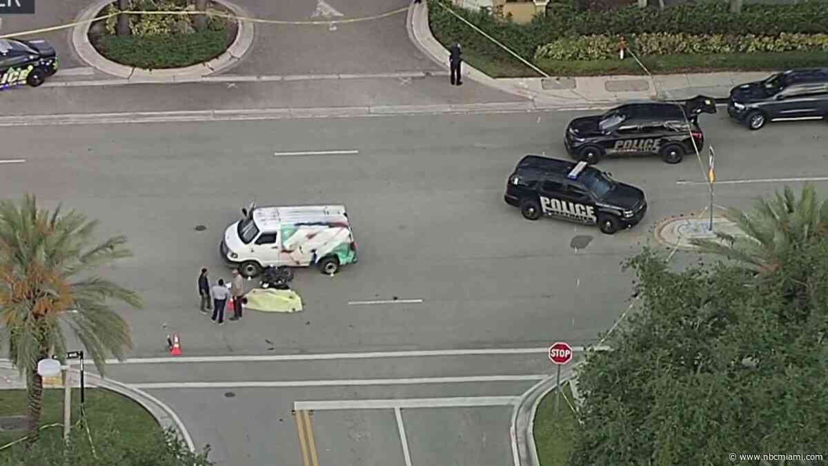 Police investigate deadly crash involving motorcyclist in Sweetwater