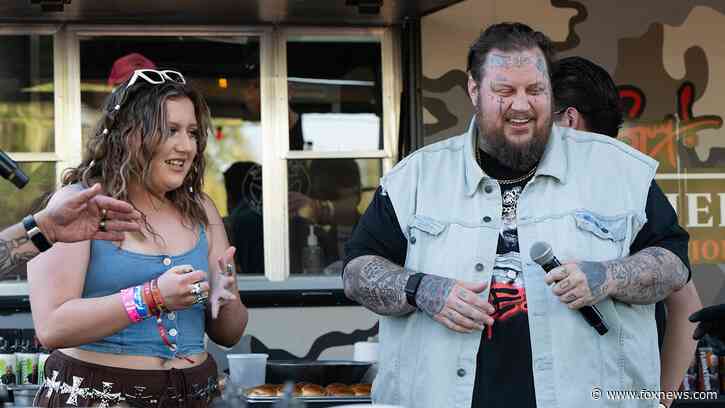 Country star Jelly Roll’s daughter makes surprising choice for first car: ‘There was a budget’