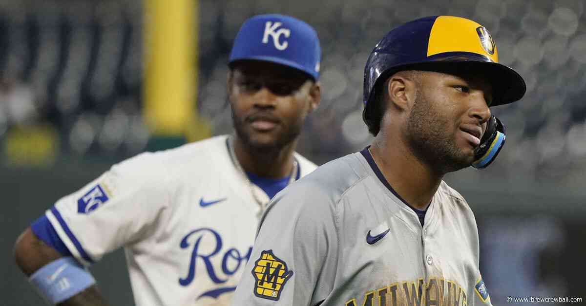 Bullpen falters in seventh as Brewers lose to Royals 3-2