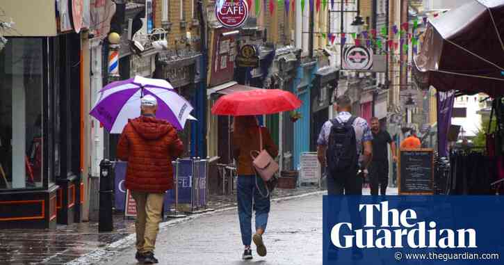 Wet weather woes cause damp start to spring for retailers and restaurants