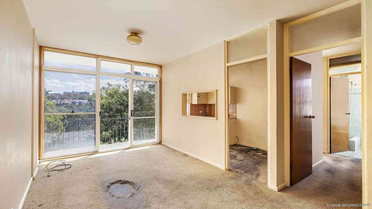 Why this auction of an unliveable two-bedroom apartment has divided Aussies:  'Makes me sick'