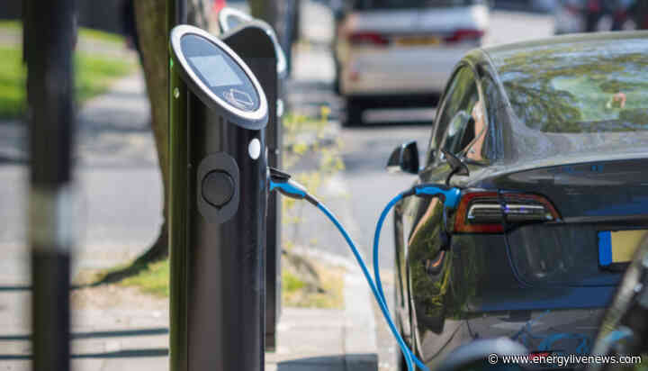 Record number of public EV chargers installed in UK