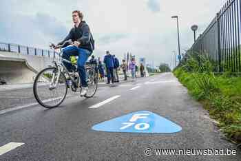 Eerste volledig bewegwijzerde fietssnelweg in Limburg is een feit: “Een mijlpaal voor onze provincie”