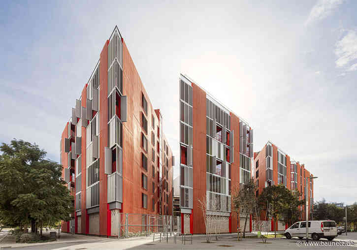 Rotes Dreieck in Barcelona - Sozialer Wohnungsbau von MIAS mit Coll-Leclerc