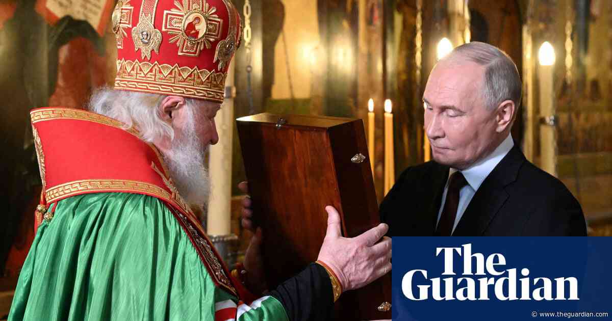 Putin sworn in for fifth term in ceremony boycotted by US and UK