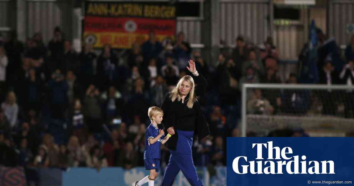Chelsea reignite WSL title hopes after City slip up - Women's Football Weekly podcast