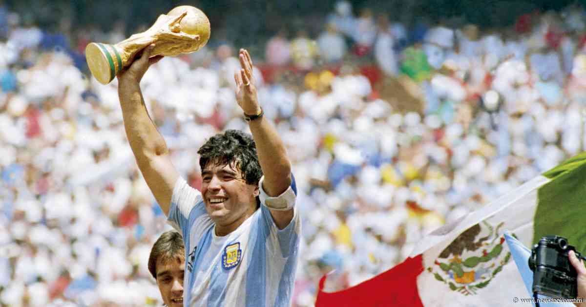 Veiling verwacht miljoenen voor Gouden Bal van Diego Maradona