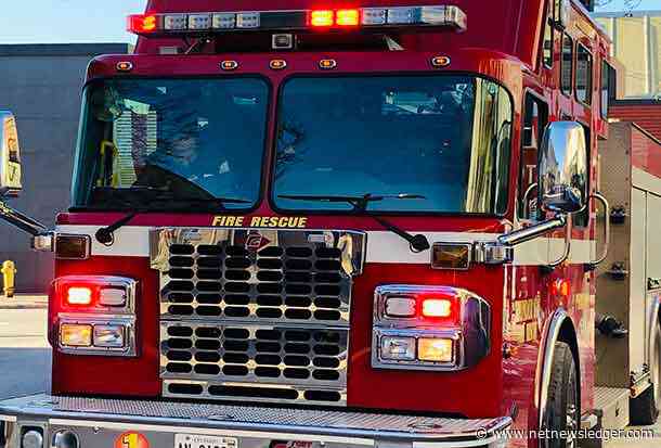 Thunder Bay Fire Rescue Responds to Vehicle Fire on Redwood Avenue