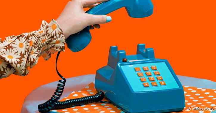 A quarter of young people have never answered a phone call