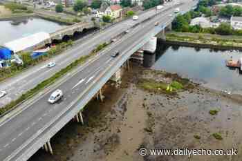 Delays build after crash on M27 and Redbridge Causeway