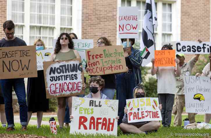 Pro-Palestinian protest at University of Southern Mississippi ends without confrontation