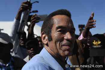 News24 | Botswana official slams 'fugitive' former president Ian Khama's attempt to extend proxy chieftaincy