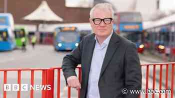 Mayor pledges to bring buses under public control