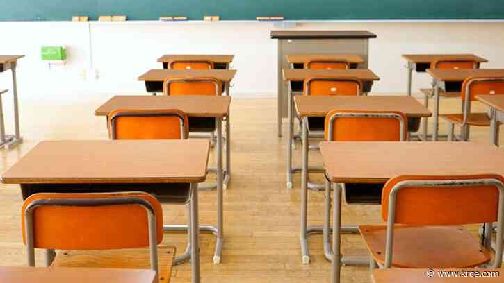 Judge temporarily blocks Public Education Department's 180-day rule