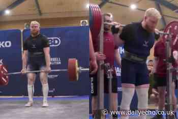 Solent University student takes home gold medal in powerlifting