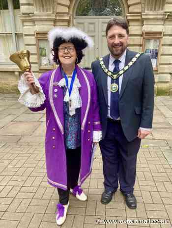 Witney town crier marks a year since King Charles coronation