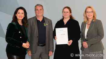 JuBi Babenhausen erhält Auszeichnung für barrierefreies „Reisen für alle“