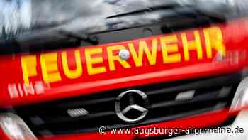 Auto auf der A9 bei Ingolstadt fängt Feuer und brennt komplett aus