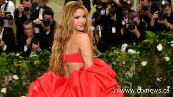 Spanish prosecutors recommend 2nd investigation into Shakira's taxes be thrown out