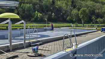 Vor dem Saisonstart: Im Wertacher Freibad werden Elektronik und Solarthermieanlage erneuert