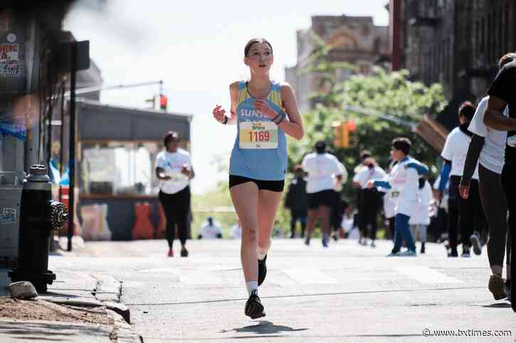 PHOTOS | Bronx Community College hosts one of oldest footraces in NYC