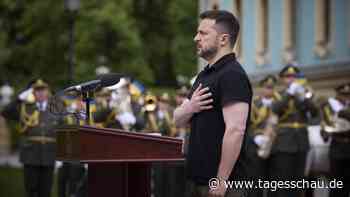 Ukraine-Liveblog: ++ Selenskyj: Ukrainer stellen sich erneut gegen das Böse ++