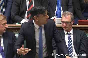 Sunak handing migrants a ‘Tory amnesty’ says Starmer as MP defects to Labour