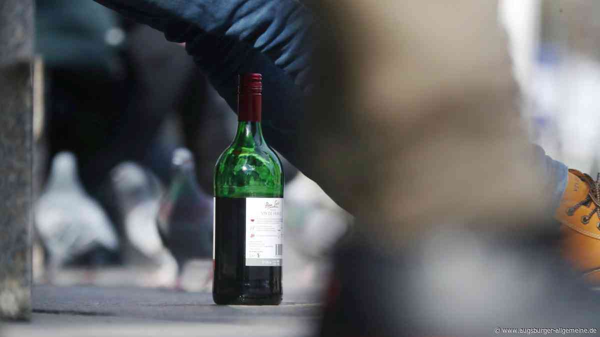 75-Jähriger überschüttet Busfahrer mit Wein und zerstört Kontrollgerät