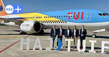 Flughafen Hannover: Tuifly stellt Boeing mit Lackierung zum 50. Jubiläum vor