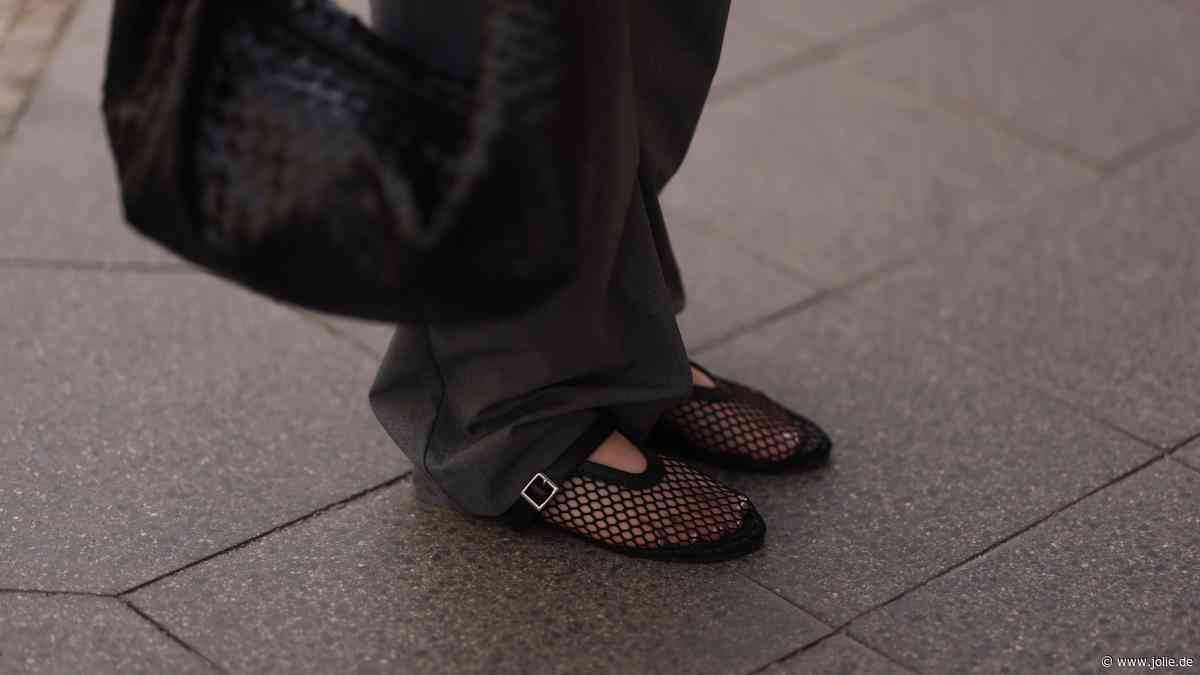 Das ist der einzige flache Trend-Schuh, den du im Sommer 2024 brauchst