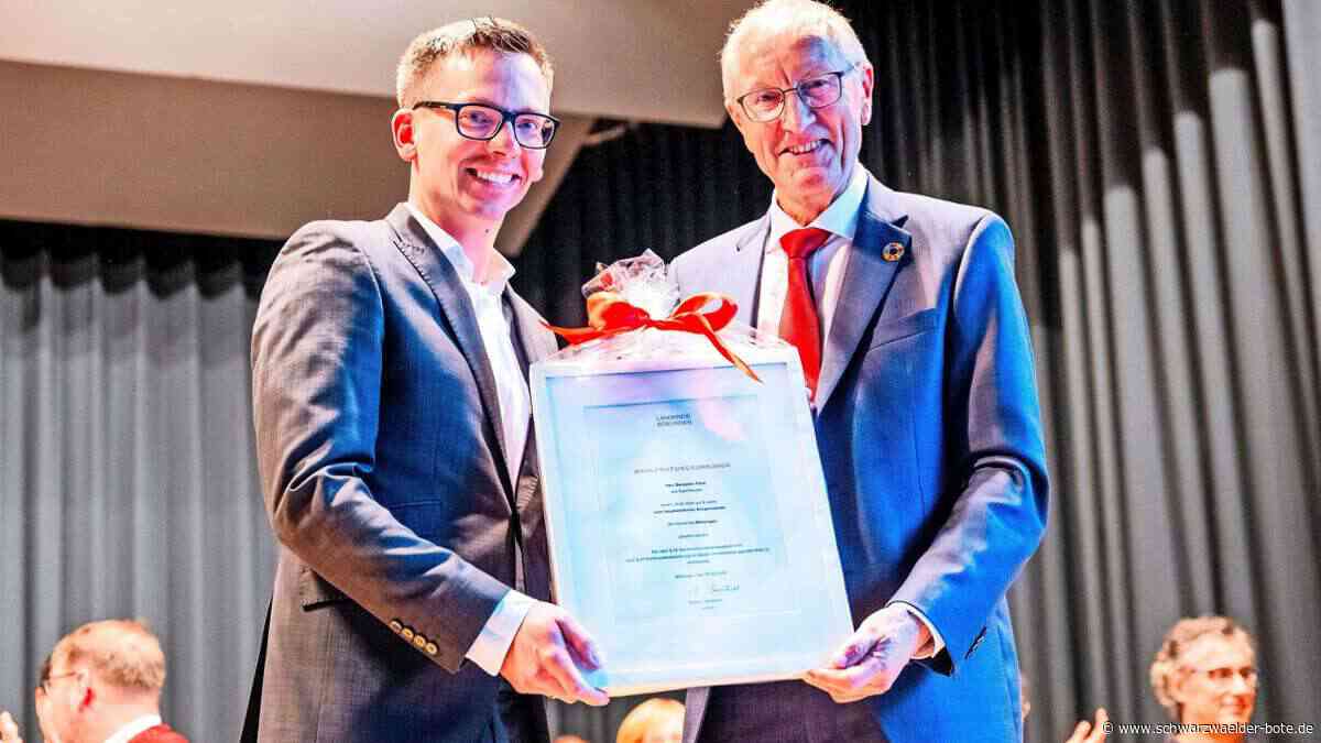 Mötzinger Bürgermeister: Benjamin Finis wird feierlich im Amt verpflichtet