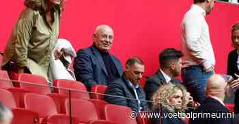 Ajax-supporters zijn nog niet voldaan: Van Praag krijgt duidelijke boodschap