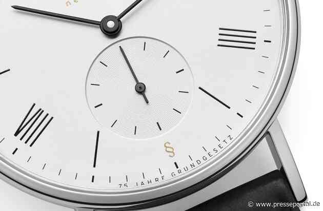 Zeit für Demokratie / Zum 75. Jahrestag des Grundgesetzes legt die Uhrenmanufaktur NOMOS Glashütte mit dem in Rechtswissenschaften führenden Nomos Verlag ein limitiertes Sondermodell auf