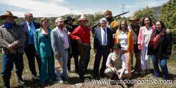Cerezo, homenajeado en Hoyo de Manzanares por conservar su patrimonio audiovisual