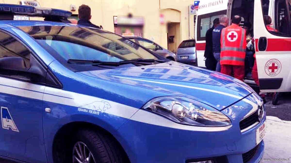 Roma, ingerisce droga per sfuggire a controllo e si sente male in strada: morto 27enne