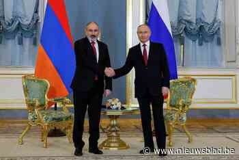 Poetin en Armeense premier ontmoeten elkaar na opgelopen spanningen tussen beide landen