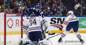 Edmonton Oilers collapse in Game 1 against Canucks