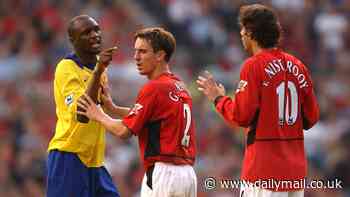 It should have been FOUR red cards - with Martin Keown sent off TWICE! 21 years on, referee MARK CLATTENBURG watches the infamous Battle of Old Trafford again - so who else does he send for an early bath?