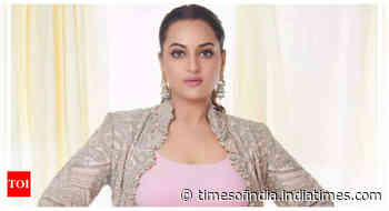 Sonakshi has seen only four films of her dad