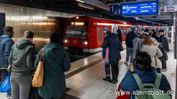 Schlägerei in der S-Bahn: Männer an Landungsbrücken festgenommen