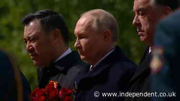Putin lays flowers at Tomb of Unknown Soldier as Russia marks Victory Day