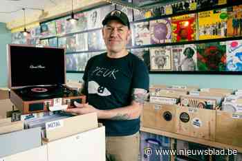Kurt opent vijfde platenwinkel in Limburg in zijn garage in Paal: “Mensen zijn digitale muziek moe”