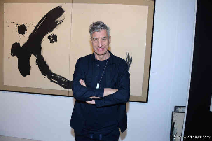 Maurizio Cattelan Copyright Dispute, Louvre’s Delacroix Painting Targeted, Marilyn Monroe Mansion Risks Demolition, and More: Morning Links for May 8, 2024