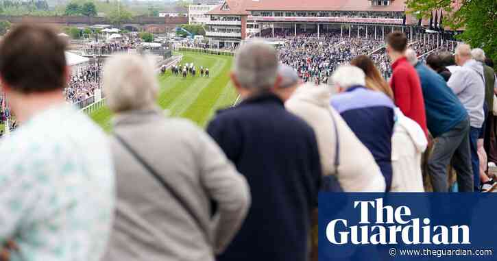 The unique Chester Cup celebrates 200 years below Roman walls